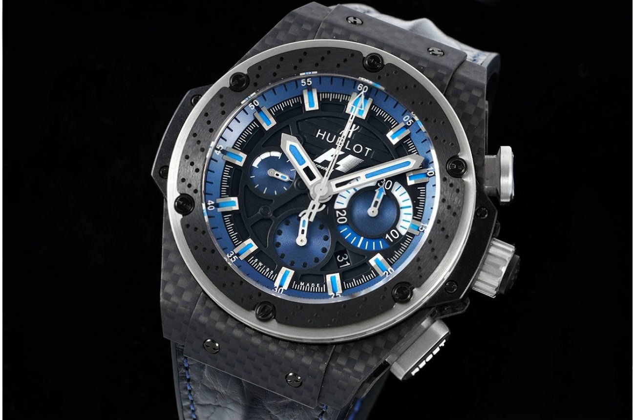 Big Bang Ferrari F1 48mm Carbon Fiber Limited Edition Black/Blue V6 HUB4100