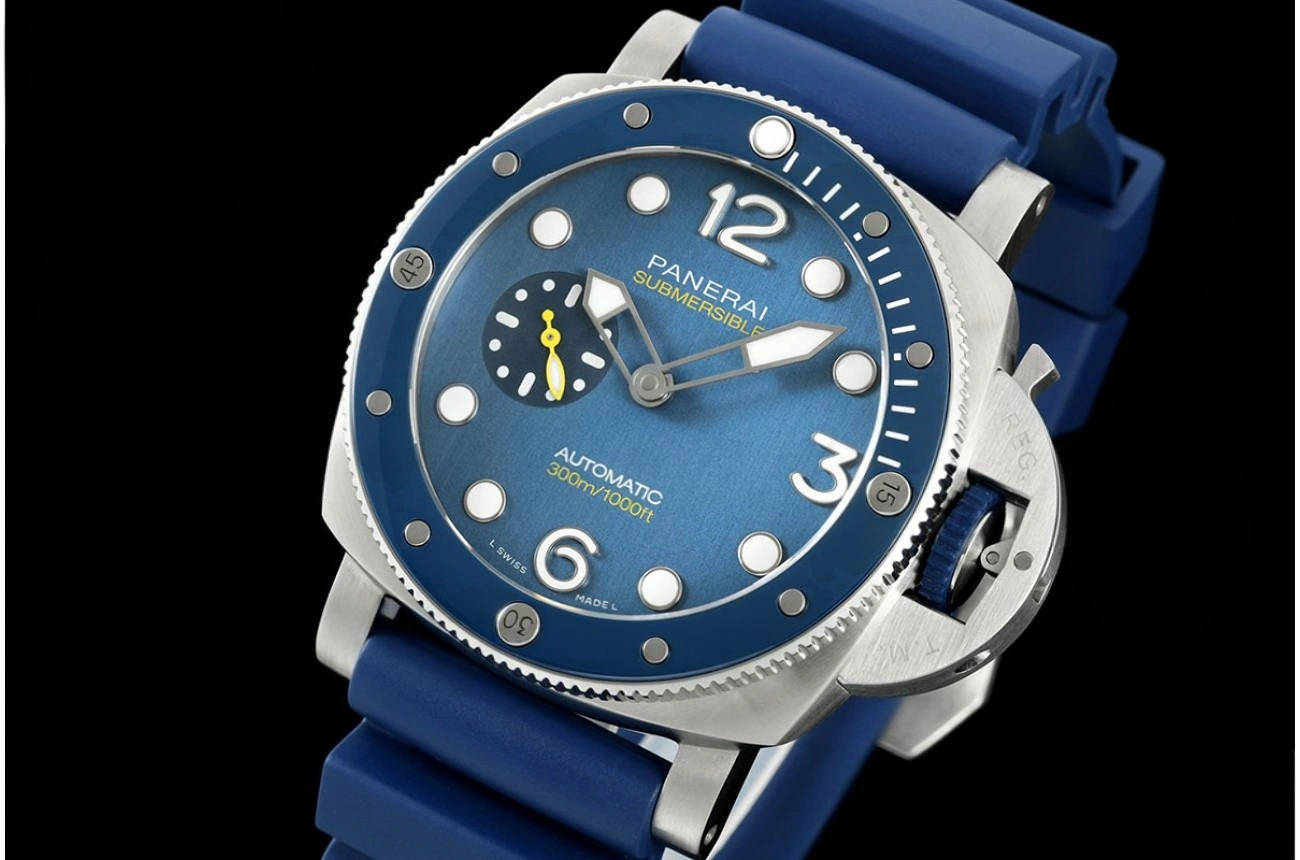 Submersible PAM1676 44mm SS/RU Blue Dial VSF P900
