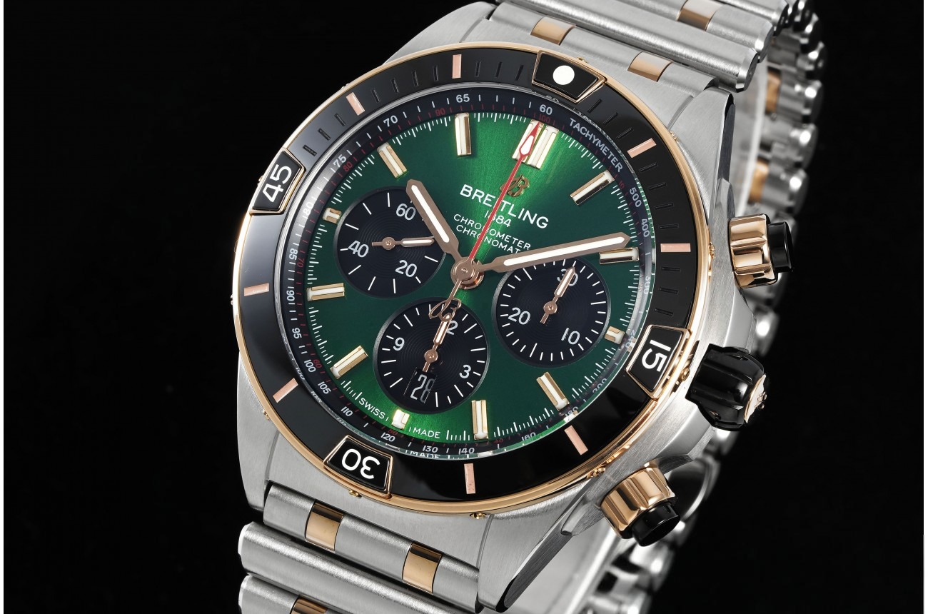 Chronomat B01 44MM SS/RG Green/Stk BLF A7750