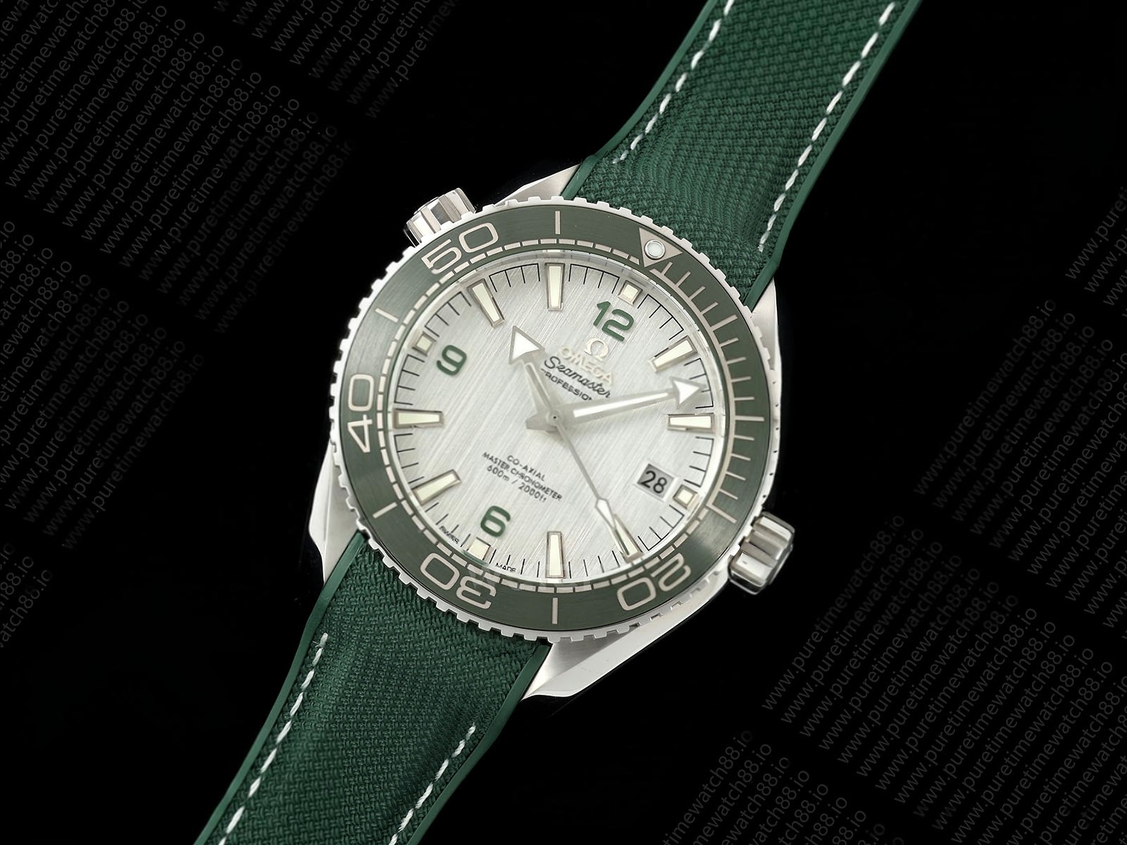 Planet Ocean 600M 43.5 mm SS SCF 1:1 Best Edition Silver Dial Green Bezel on Rubber Strap A8900